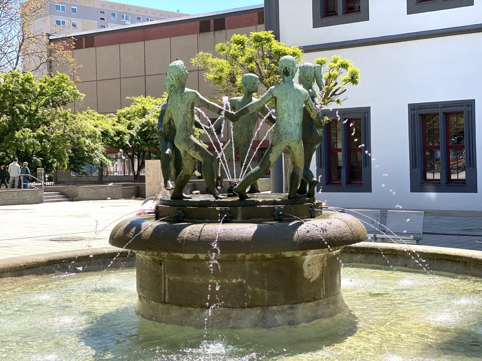 Theaterbrunnen