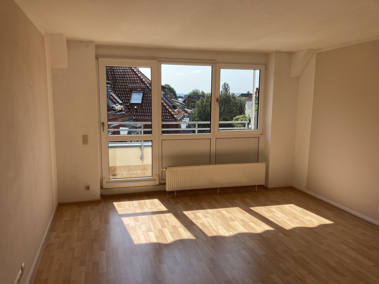 Wohnzimmer, Zugang Balkon