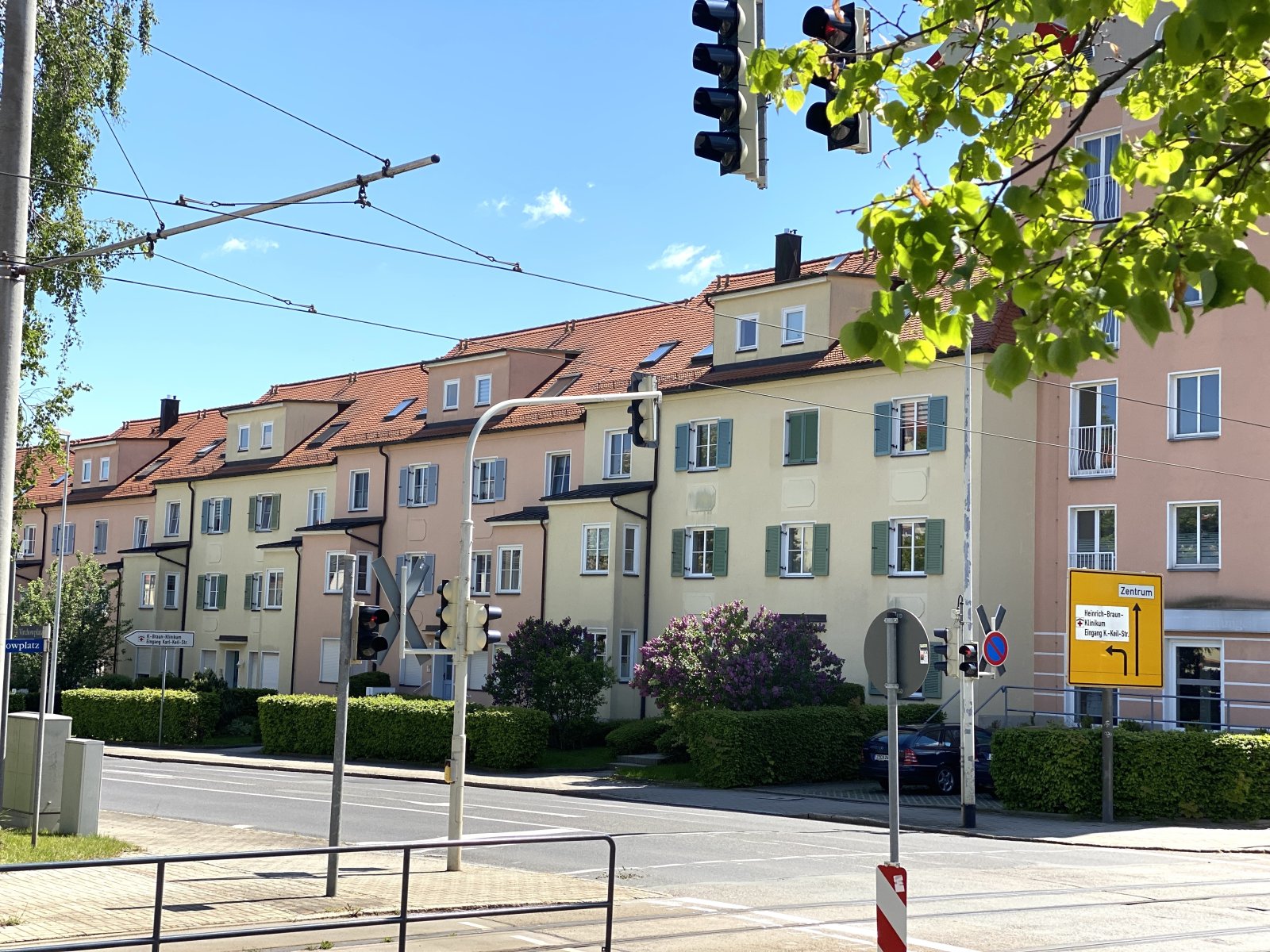 Straßenansicht