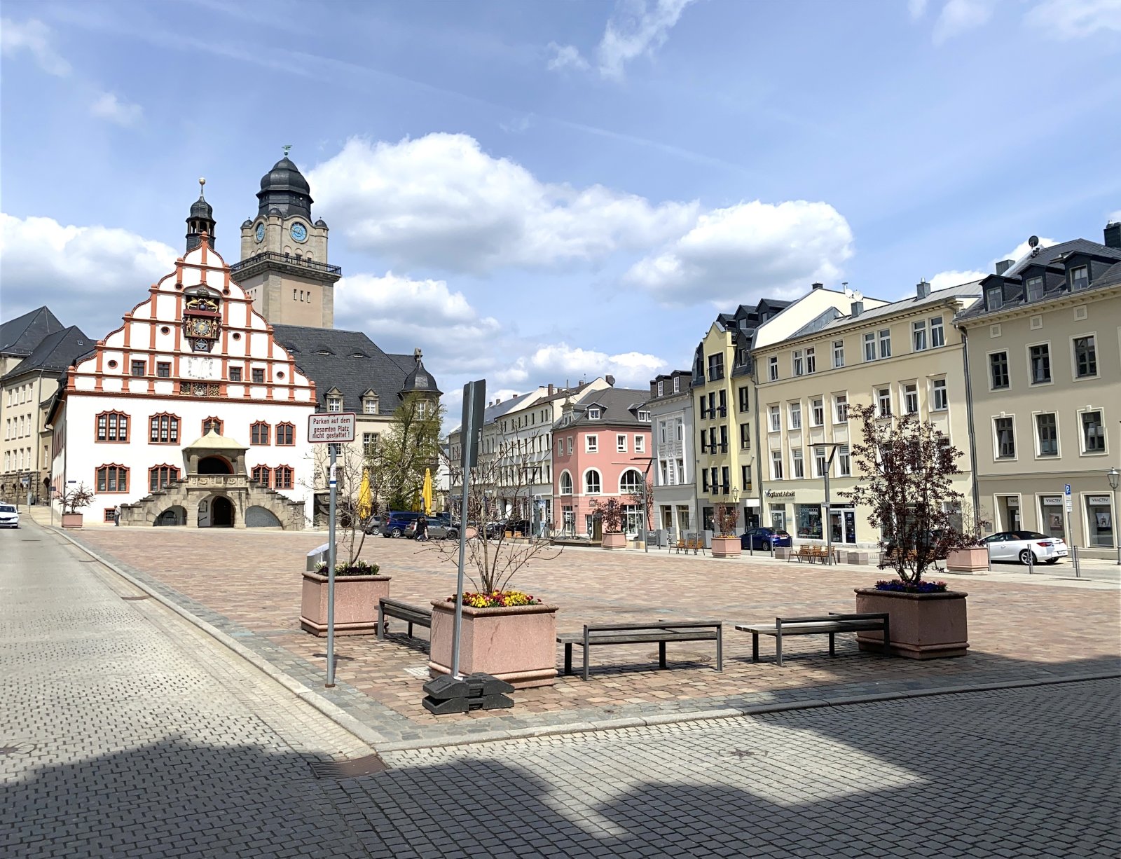 Marktplatz mit Rathaus