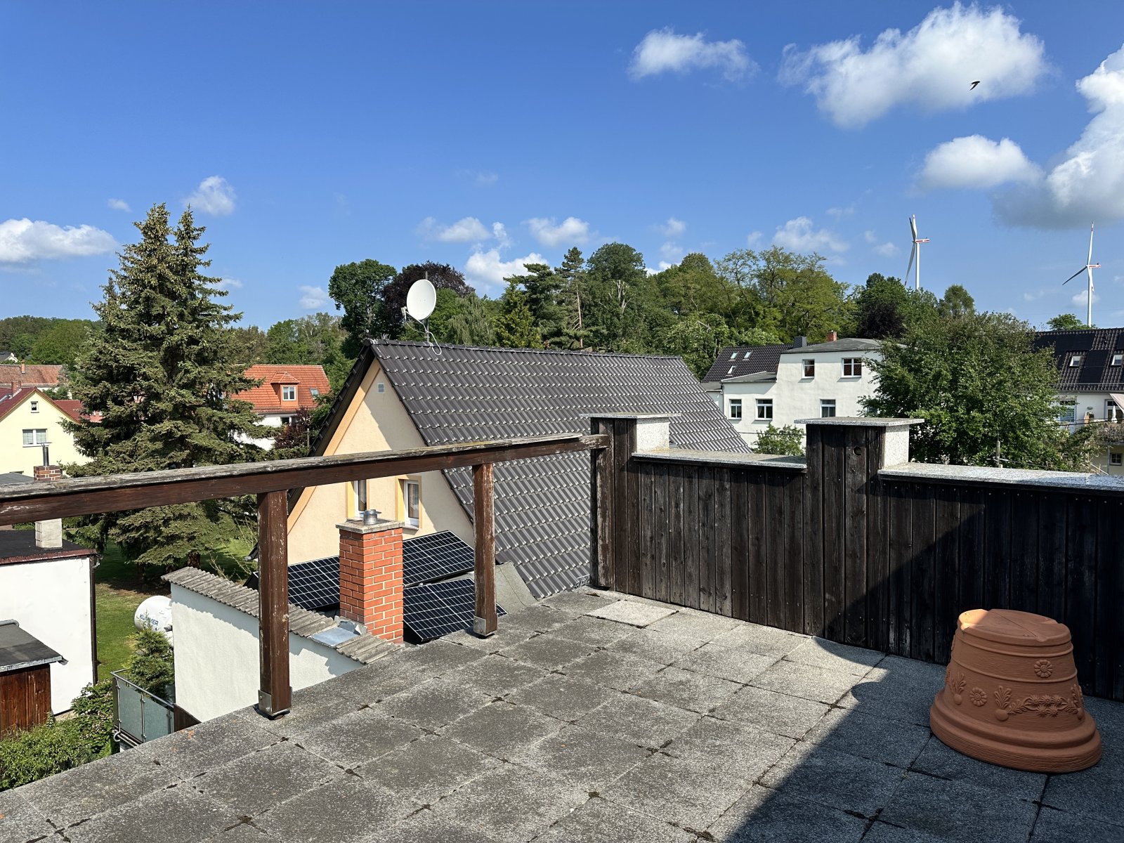 große Dachterrasse