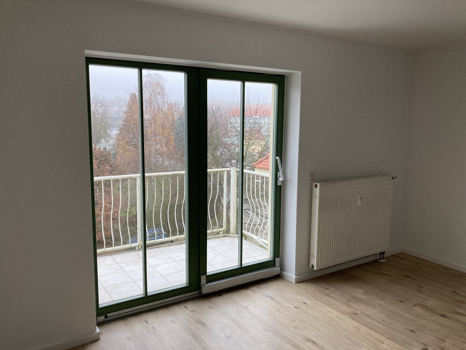 Wohnzimmer Zugang Balkon